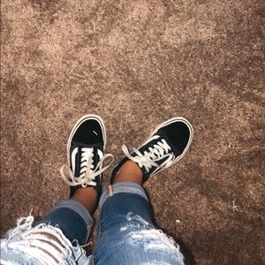 Old Skool Vans!! ✰